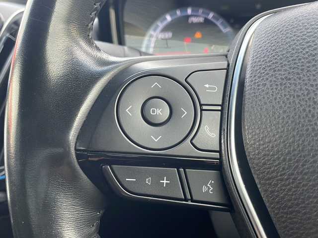 トヨタ クラウン ハイブリッド RS アドバンス Four 青森県 2020(令2)年 11.1万km ホワイトパールクリスタルシャイン 4WD/純正SDナビ・フルセグTV/CD・DVD・Bluetooth・SD・USB/OPパノラミックビューモニター/OP黒レザーシート/前席エアシート・シートヒーター/ステアリングヒーター/カラーヘッドアップディスプレイ/OPセーフティパッケージプラス/インテリジェントパーキングアシスト2/リアカメラディテクション/パーキングサポートブレーキ/セーフティセンス/プリクラッシュセーフティ/レーダークルーズコントロール/レーントレーシングアシスト/アダプティブハイビーム/ブラインドスポットモニター/クリアランスソナー/前方ドライブレコーダー/パドルシフト/OP置くだけ充電/AC100V100W/純正ビルトインETC/3眼LEDヘッドランプ/LEDフォグランプ/純正18インチアルミ/モデリスタエアロ