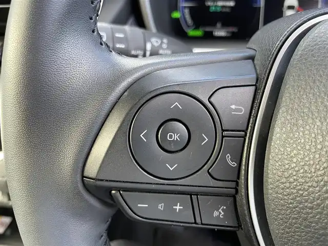 トヨタ カローラ クロス ハイブリッド Z 茨城県 2024(令6)年 1.6万km プラチナホワイトパールマイカ ワンオーナー/純正ディスプレイオーディオ/フルセグTV/Bluetooth/Mira cast/ドライブレコーダー/バックカメラ/シートヒーター/パワーシート/ETC2.0/トヨタセーフティセンス/レーダークルーズコントロール/ブラインドスポットモニター/オートマチックハイビーム/レーンキープアシスト/ステアリングスイッチ/横滑り防止装置/パワーリヤゲート/置くだけ充電/ハーフレザー/スペアキー1/新車時保証書/取扱説明書