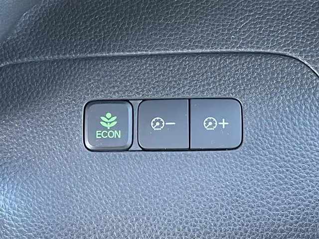 ホンダ Ｎ ＢＯＸ カスタム G L ターボ ホンダセンシング 東京都 2017(平29)年 4.4万km ブリリアントスポーティブルーメタリック2トーン 純正８型メモリナビ＆フルセグ　/・BluetoothAudio/USB/・CD/SD/DVD/FM/AM/純正ＬＥＤヘッドライト　/ホンダセンシング　/●衝突軽減ブレーキ〈CMBS〉/・誤発進抑制機能後方誤発進抑制機能/・歩行者事故低減ステアリング/・路外逸脱抑制機能/・ACC〈アダプティブ・クルーズ・コントロール〉/・LKAS〈車線維持支援システム〉/・オートハイビーム/・先行車発進お知らせ機能/・標識認識機能/両側パワースライドドア　/シーケンシャルターンシグナルランプ/Hondaスマートキーシステム/ロールサンシェイド/プッシュエンジンスタート/保証書＆取説