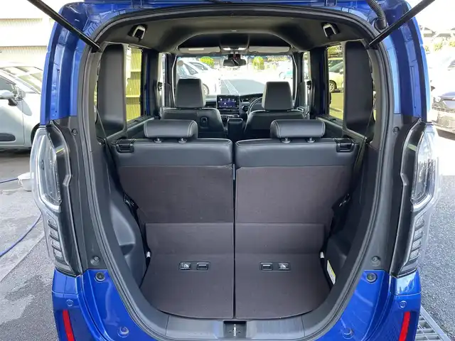 ホンダ Ｎ ＢＯＸ カスタム G L ターボ ホンダセンシング 東京都 2017(平29)年 4.4万km ブリリアントスポーティブルーメタリック2トーン 純正８型メモリナビ＆フルセグ　/・BluetoothAudio/USB/・CD/SD/DVD/FM/AM/純正ＬＥＤヘッドライト　/ホンダセンシング　/●衝突軽減ブレーキ〈CMBS〉/・誤発進抑制機能後方誤発進抑制機能/・歩行者事故低減ステアリング/・路外逸脱抑制機能/・ACC〈アダプティブ・クルーズ・コントロール〉/・LKAS〈車線維持支援システム〉/・オートハイビーム/・先行車発進お知らせ機能/・標識認識機能/両側パワースライドドア　/シーケンシャルターンシグナルランプ/Hondaスマートキーシステム/ロールサンシェイド/プッシュエンジンスタート/保証書＆取説