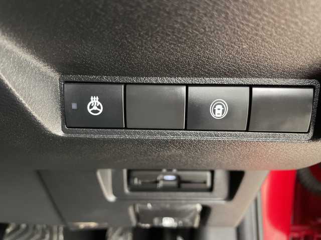 日産 ノート 道央・札幌 2022(令4)年 5.2万km ガーネットレッド ・４ＷＤ　/・純正ナビ/・CD/DVD/SD/BT/フルセグTV/・ナビ連動ドライブレコーダー前後　/・アラウンドビューモニター/・エマージェンシーブレーキ　/・後側方車両検知警報/車線逸脱警報　/・ＬＥＤヘッドライト　/・オートライト/オートハイビーム　/・ステアリングスイッチ/・ステアリングヒーター/シートヒーター/・デジタルインナーミラー/・フォグランプ/・ビルトインETC/・電動格納ミラー/ウィンカーミラー/・ドアバイザー