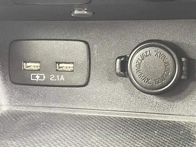 スバル フォレスター ハイブリッド アドバンス 千葉県 2018(平30)年 2.2万km クリスタルブラックシリカ 禁煙車/社外ナビ/・CD/DVD/BT/フルセグ/・AVIC-RZ901/バックカメラ/サイド＆フロントカメラ/オートクルーズコントロール/レザーシート/前席パワーシート/前後席シートヒーター/パワーバックドア/ブレーキホールド/電動パーキングブレーキ/LEDヘッドライト/オートライト/パドルシフト/ETC/保証書