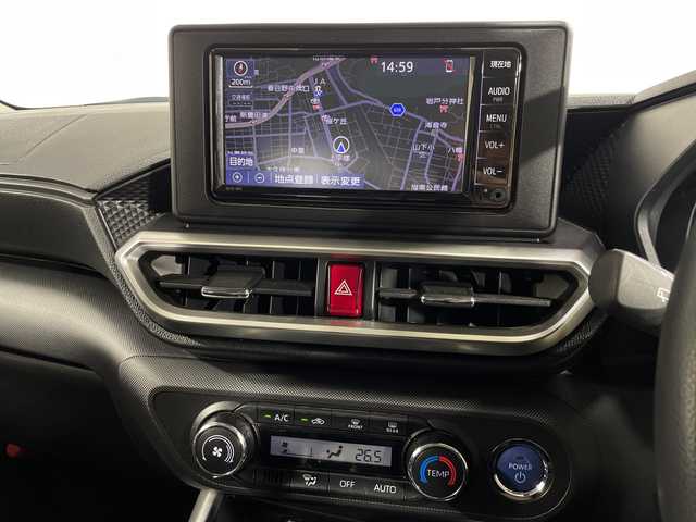 トヨタ ライズ Z 神奈川県 2022(令4)年 6万km シャイニングホワイトパール 純正７型ナビ/バックカメラ/スマートアシスト/アダプティブクルーズコントロール/ＡＣ１００Ｖ電源/シートヒーター/前後コーナーセンサー/Bluetooth/TV/LEDヘッドライト/ビルトインETC2.0 /衝突回避支援ブレーキ機能/車線逸脱警報機能/アダプティブドライビングビーム/衝突警報機能