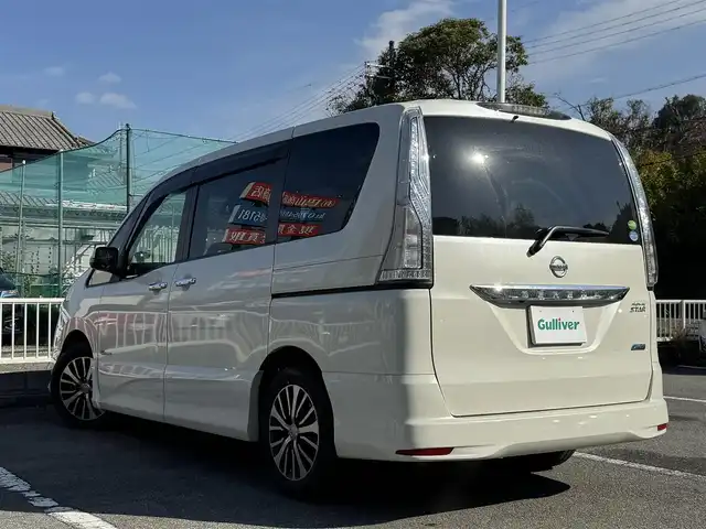 日産 セレナ ハイウェイスター Sハイブリッド 兵庫県 2014(平26)年 5.5万km パール 純正ナビ/フルセグTV/両側パワースライドドア/ビルトインETC/クルーズコントロール/LEDヘッドライト/AUTOライト/後席ロールサンシェード/純正16インチAW/スマートキー/プッシュスタート