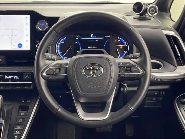 トヨタ ノア ハイブリッド S－Z 秋田県 2022(令4)年 6万km アティチュードブラックマイカ 純正14型フリップダウンモニター/純正10.5インチナビ/　　CD/DVD/BT/フルセグ/パノラミックビューモニター/両側パワースライドドア/アドバンスドパーク/プレミアムサウンド8chスピーカー/LEDオートライト/レーダークルーズコントロール/ハーフレザーシート/シートヒーター/スマートキー/ETC2.0