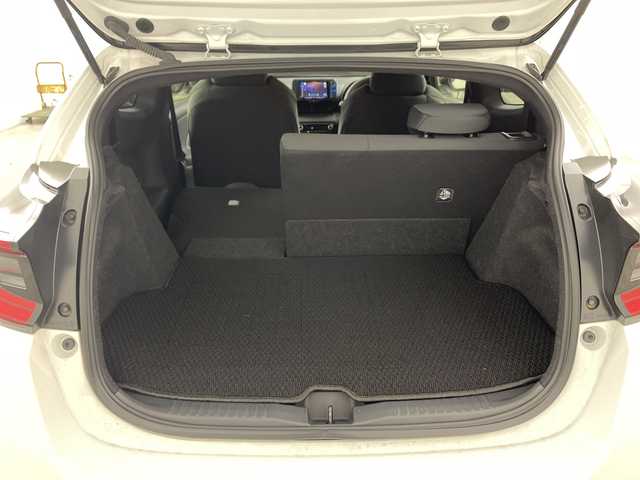 トヨタ ＧＲヤリス RC 兵庫県 2023(令5)年 2.6万km スーパーホワイトⅡ ・carrozzeriaディスプレイオーディオ（BT/USB/CD/DVD)/・社外前後ドライブレコーダー/・ETC2.0/・カーボンルーフ/・純正18インチAW/・KENWOOD製スピーカー/・バックカメラ/・リモコンキー