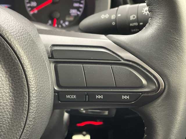 トヨタ ＧＲヤリス RC 兵庫県 2023(令5)年 2.6万km スーパーホワイトⅡ ・carrozzeriaディスプレイオーディオ（BT/USB/CD/DVD)/・社外前後ドライブレコーダー/・ETC2.0/・カーボンルーフ/・純正18インチAW/・KENWOOD製スピーカー/・バックカメラ/・リモコンキー