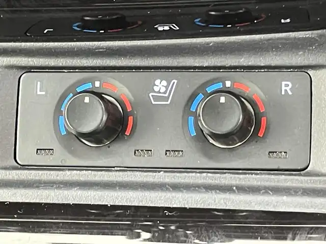 トヨタ アルファード S Cパッケージ 千葉県 2021(令3)年 2.8万km ホワイトパールクリスタルシャイン 禁煙車/トヨタセーフティセンス/・プリクラッシュセーフティ/・プリクラッシュセーフティブレーキ/・レーンキープアシスト/・クリアランスソナー/・レーダークルーズコントロール/12.1インチフリップダウンモニター/ツインサンルーフ/両側パワースライドドア/パワーバックドア/純正９型メモリナビ/・CD/DVD/Bluetooth/フルセグTV/・バックカメラ/・ビルトインETC/レザーシート/・DNセカンドパワーシート/・D席メモリ付き/・DNシートヒーター/・DNエアーシート/革巻きステアリング/・ステアリングスイッチ/・ステアリングヒーター/MT付きAT/電子パーキング/・ブレーキホールド/左右独立エアコン/純正フロアマット/純正１８インチAW/オートライト/・オートマチックハイビーム/・三眼LEDヘッドライトシーケンシャルウインカー/・LEDフォグランプ