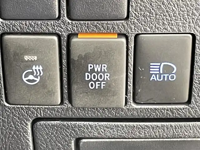 トヨタ アルファード S Cパッケージ 千葉県 2021(令3)年 2.8万km ホワイトパールクリスタルシャイン 禁煙車/トヨタセーフティセンス/・プリクラッシュセーフティ/・プリクラッシュセーフティブレーキ/・レーンキープアシスト/・クリアランスソナー/・レーダークルーズコントロール/12.1インチフリップダウンモニター/ツインサンルーフ/両側パワースライドドア/パワーバックドア/純正９型メモリナビ/・CD/DVD/Bluetooth/フルセグTV/・バックカメラ/・ビルトインETC/レザーシート/・DNセカンドパワーシート/・D席メモリ付き/・DNシートヒーター/・DNエアーシート/革巻きステアリング/・ステアリングスイッチ/・ステアリングヒーター/MT付きAT/電子パーキング/・ブレーキホールド/左右独立エアコン/純正フロアマット/純正１８インチAW/オートライト/・オートマチックハイビーム/・三眼LEDヘッドライトシーケンシャルウインカー/・LEDフォグランプ