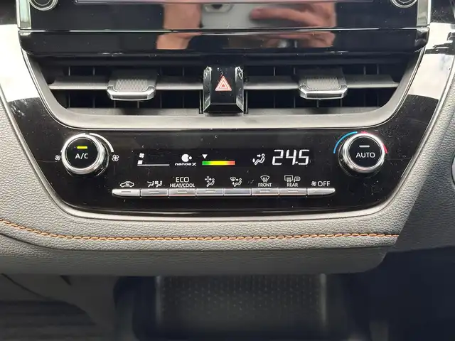 トヨタ カローラツーリング ハイブリッド ダブルバイビー 宮城県 2022(令4)年 2.4万km ブラックマイカ 9インチディスプレイオーディオ/・Bluetooth/・フルセグTV/・ナビ機能/ブラインドスポットモニターセット/・ブラインドスポットモニター/・リアクロストラフィックオートブレーキ/寒冷地仕様/＝＝＝/モデリスタエアロ（F/S/R）/セーフティセンス/・プリクラッシュセーフティ/・レーントレーシングアシスト/・全車速追従機能付レーダークルーズコントロール/・オートマチックハイビーム/・ロードサインアシスト/インテリジェントクリアランスソナー/バックモニター/ビルトインETC/ハーフレザーシート/革巻きステアリング/ステアリングスイッチ/電動パーキングブレーキ/ブレーキホールド/LEDヘッドランプ/LEDデイライト/フォグランプ/オートライト/スマートキー＆プッシュスタート/スペアキー/電動格納ミラー/純正17インチAW/フロアマット/ドアバイザー/W/サイド/カーテンエアバッグ/取扱説明書/保証書