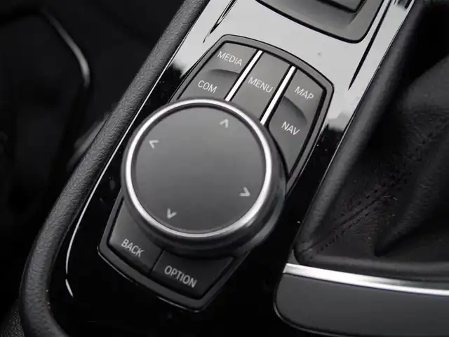 ＢＭＷ ２１８ｄ アクティブツアラー 埼玉県 2018(平30)年 1.6万km サファイアブラックP インテリジェントセーフティ /パークディスタンスコントロール /バックカメラ /iDriveナビ /ドライブレコーダー /ルームミラー内臓ETC /純正16インチAW /アイドリングストップシステム /横滑り防止装置 /Bluetooth