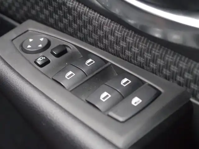 ＢＭＷ ２１８ｄ アクティブツアラー 埼玉県 2018(平30)年 1.6万km サファイアブラックP インテリジェントセーフティ /パークディスタンスコントロール /バックカメラ /iDriveナビ /ドライブレコーダー /ルームミラー内臓ETC /純正16インチAW /アイドリングストップシステム /横滑り防止装置 /Bluetooth