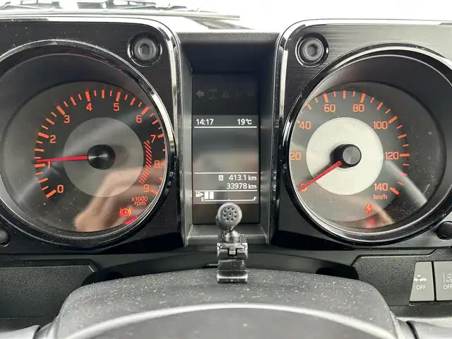 スズキ ジムニー XC 愛媛県 2020(令2)年 3.4万km シフォンアイボリーM ５速ＭＴ/社外ＳＤナビ/４ＷＤ/スマートキー/ＬＥＤオートライト/オートマチックハイビーム/レーンキープアシスト/Ｂｌｕｅｔｏｏｔｈ/純正１６ＡＷ/クルーズコントロール/ダウンヒルアシスト/衝突被害軽減システム/横滑り防止装置/純正フロアマット/シートヒーター有/D+N席/USB入力端子/パワーウインドウ/パワーステアリング