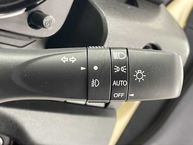 スズキ ジムニー XC 千葉県 2020(令2)年 3.4万km シフォンアイボリーM ５速ＭＴ/社外オーディオ/Bluetooth CD AM FM/４ＷＤ/シートヒーター/背面タイヤ/スマートキー/ＬＥＤオートライト/純正アルミホイール/純正フロアマット/スズキセーフティーサポート/オートマチックハイビーム/レーンキープアシスト/クルーズコントロール/ダウンヒルアシスト/衝突軽減ブレーキ