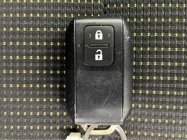 スズキ ジムニー XC 千葉県 2020(令2)年 3.4万km シフォンアイボリーM ５速ＭＴ/社外オーディオ/Bluetooth CD AM FM/４ＷＤ/シートヒーター/背面タイヤ/スマートキー/ＬＥＤオートライト/純正アルミホイール/純正フロアマット/スズキセーフティーサポート/オートマチックハイビーム/レーンキープアシスト/クルーズコントロール/ダウンヒルアシスト/衝突軽減ブレーキ