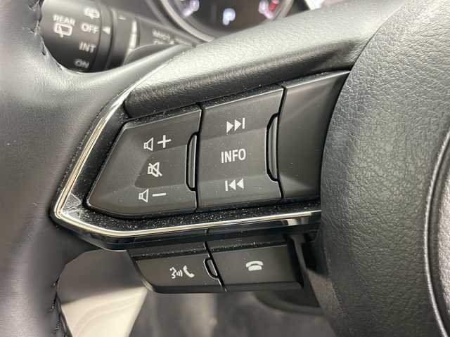 マツダ ＣＸ－５ 25S Lパッケージ 道央・札幌 2020(令2)年 2.4万km ジェットブラックマイカ ・4WD/・ワンオーナー/・寒冷地仕様/・純正SDナビ&BT&AppleCarPlay&AndroidAuto/・i-Active sense/・クリアランスソナー/・レーンキープアシスト/・クルーズコントロール/・標識認識システム/・ブラインドスポットモニター/・シティブレーキサポート/・マツダコネクトII/・ヘッドアップディスプレイ/・全方位カメラ/・パワーバックドア/・レザーシート/・パワーシート/・シートヒーター/・ハンドルヒーター/・革巻きステアリング/・ステアリングスイッチ/・オートワイパー/・オートマチックハイビーム/・オートライト/・LEDヘッドライト/・LEDフォグ/・ETC/・SPORT モード/・スマートキー/・アイドリングストップ/・プッシュスタート/・横滑り防止