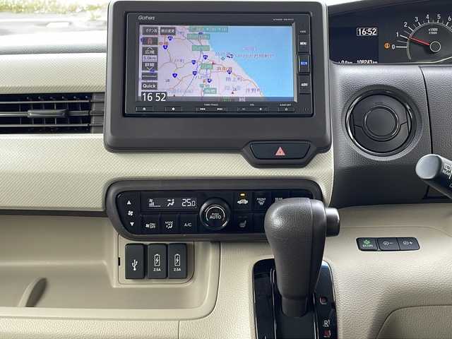 ホンダ Ｎ ＢＯＸ G L ホンダセンシング 青森県 2018(平30)年 10.9万km モーニングミストブルーM 4WD/純正メモリナビ/BT/CD/USB/前席シートヒーター/左側パワースライドドア/ホンダセンシング/衝突軽減ブレーキ/追従クルーズコントロール/レーンキープアシスト/オートハイビーム/前方ドライブレコーダー/純正ビルトインETC/後席左右ロールサンシェード/スマートキー/プッシュスタート/アイドリングストップ/LEDヘッドライト/スペアキー