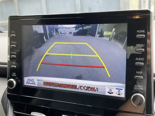 トヨタ カローラツーリング ハイブリッド ダブルバイビー 滋賀県 2020(令2)年 4.2万km ホワイトパールクリスタルシャイン 禁煙車/純正9インチナビ/Bluetooth.Applecarplay/バックカメラ/衝突軽減ブレーキ/レーンキープアシスト/追従クルーズコントロール/前席シートヒーター/ステアリングヒーター/ビルトインETC/前方ドライブレコーダー/ステアリングスイッチ/電子パーキング/オートホールド/オートハイビーム/オートライト/LEDヘッドライト/スマートキー/スペアキー