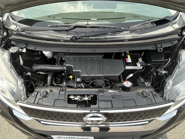 日産 デイズ ルークス ハイウェイスター Gターボ 栃木県 2017(平29)年 7.6万km ブラック エマージェンシーブレーキ/ターボ車/社外メモリナビ/フルセグTV/CD/DVD/FM/AM/BT/両側パワースライドドア/エンジンスタートボタン/アイドリングストップ/スマートキー/クルーズコントロール/ABS/横滑り防止装置/HIDオートライト/オートマチックハイビーム/衝突被害軽減システム