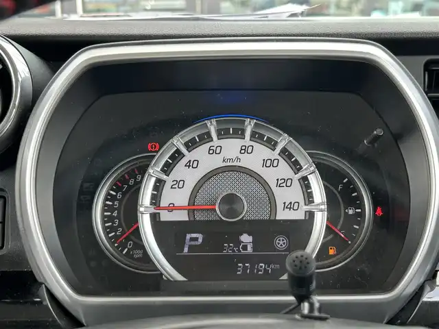スズキ スペーシア カスタム HYBRID XS 奈良県 2018(平30)年 3.8万km ピュアホワイトP ８インチ社外ナビ　/フルセグテレビ　/Ｂｌｕｅｔｏｏｔｈ　/ビルトインＥＴＣ　/両側パワースライドドア　/ハーフレザーシート　/シートヒーター　/スペアキー　/ヘッドアップディスプレイ/コーナーセンサー　/スリムサーキュレーター/フォグランプ