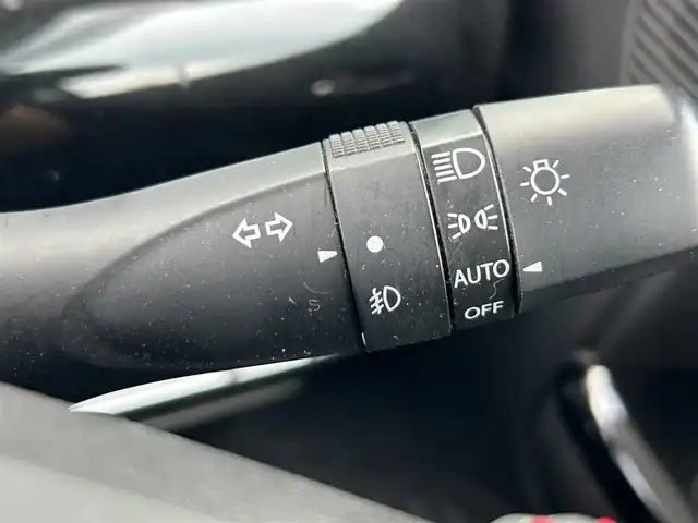 スズキ スペーシア カスタム HYBRID XS 奈良県 2018(平30)年 3.8万km ピュアホワイトP ８インチ社外ナビ　/フルセグテレビ　/Ｂｌｕｅｔｏｏｔｈ　/ビルトインＥＴＣ　/両側パワースライドドア　/ハーフレザーシート　/シートヒーター　/スペアキー　/ヘッドアップディスプレイ/コーナーセンサー　/スリムサーキュレーター/フォグランプ