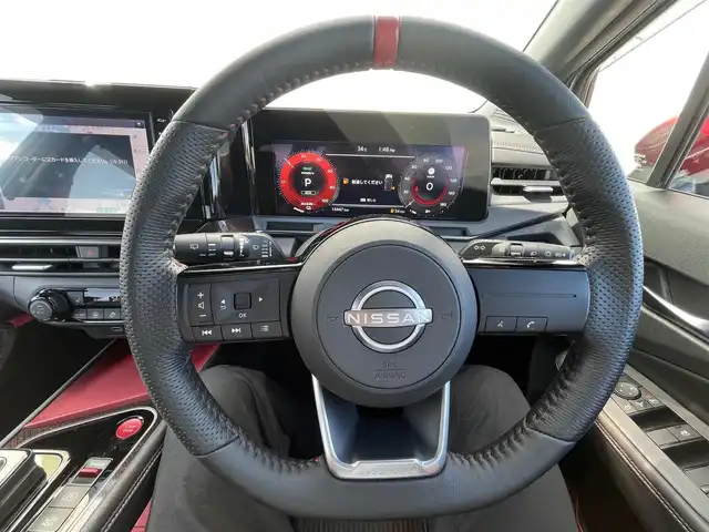 日産 オーラ ニスモ 千葉県 2023(令5)年 1.5万km ダークメタルグレー/スーパーブラック2トーン ワンオーナー/純正9インチナビ/全方位カメラ/フルセグTV/Bluetooth/HDMI/NISMO専用エアロ/NISMO専用ブラックコンビシート/ステアリングヒーター/シートヒーター/LEDヘッドライト/ETC/オートハイビーム/オートホールド