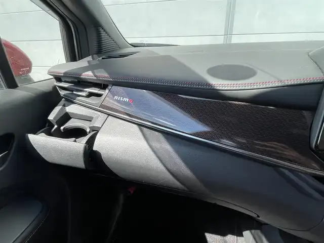 日産 オーラ ニスモ 千葉県 2023(令5)年 1.5万km ダークメタルグレー/スーパーブラック2トーン ワンオーナー/純正9インチナビ/全方位カメラ/フルセグTV/Bluetooth/HDMI/NISMO専用エアロ/NISMO専用ブラックコンビシート/ステアリングヒーター/シートヒーター/LEDヘッドライト/ETC/オートハイビーム/オートホールド