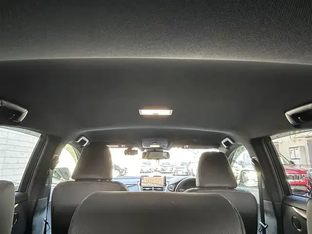 レクサス ＮＸ 300h スパイス&シック 愛知県 2021(令3)年 3.5万km ソニッククォーツ ブロンズステッチ入L texシート/前席パワーシート〈運転席メモリ付〉/前席シートヒーター＆ベンチレーション/純正10.3型ワイドディスプレイナビ/・Blu-ray／Bluetooth／地デジTV/バックビューカメラ/角型三眼LEDヘッドライト/LEDデイライト／フォグランプ/ハンズフリーパワーバックドア/ビルトインETC2.0/レザー巻ステアリング/ステアリングヒーター/パドルシフト/Lexus Safety System+/・プリクラッシュセーフティ/・レーントレーシングアシスト/・レーダークルーズコントロール/・ロードサインアシスト/・先行車発進告知/ブラインドスポットモニター/リアクロストラフィックアラート/パーキングサポートブレーキ/社外ドライブレコーダー〈DC5000〉/純正18インチAW/スマートキー＆プッシュスタート