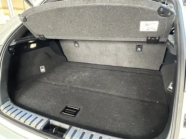 レクサス ＮＸ 300h スパイス&シック 愛知県 2021(令3)年 3.5万km ソニッククォーツ ブロンズステッチ入L texシート/前席パワーシート〈運転席メモリ付〉/前席シートヒーター＆ベンチレーション/純正10.3型ワイドディスプレイナビ/・Blu-ray／Bluetooth／地デジTV/バックビューカメラ/角型三眼LEDヘッドライト/LEDデイライト／フォグランプ/ハンズフリーパワーバックドア/ビルトインETC2.0/レザー巻ステアリング/ステアリングヒーター/パドルシフト/Lexus Safety System+/・プリクラッシュセーフティ/・レーントレーシングアシスト/・レーダークルーズコントロール/・ロードサインアシスト/・先行車発進告知/ブラインドスポットモニター/リアクロストラフィックアラート/パーキングサポートブレーキ/社外ドライブレコーダー〈DC5000〉/純正18インチAW/スマートキー＆プッシュスタート