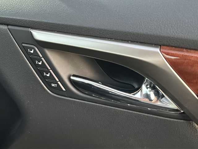 レクサス ＲＸ 300 バージョンL 岩手県 2019(平31)年 8万km グラファイトブラックガラスフレーク 純正ナビ　Ｂｌｕｅｔｏｏｔｈ　ＤＶＤ再生　ＵＳＢ　クルコン　バックＣ　フロントＣ　サイドＣ　フルセグ　純正２０ＡＷ　本革シート　シートヒーター　エアシート　電動Ｒゲート　ステアヒーター　ＥＴＣ２．０