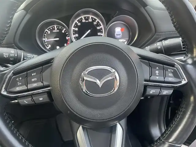 マツダ ＣＸ－５ XD Lパッケージ 群馬県 2019(平31)年 6.6万km ジェットブラックマイカ ワンオーナー/純正メモリナビ、地デジ、Bluetooth/純正CD、DVDプレーヤー/バックカメラ/アラウンドビューモニター/レーダークルーズコントロール/ブラインドスポットモニター/ウインカーミラー/革巻きステア/ドアバイザー/黒レザーシート/前席パワーシート、シートヒーター/ETC/LEDヘッドライト/パワーバックドア/ヘッドアップディスプレイ/純正ドライブレコーダー（前方録画）/BOSEサウンドシステム/コーナーセンサー（前後）/スマートキー×２/保証書、取説
