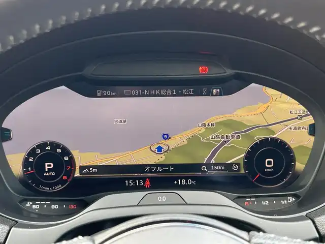 アウディ Ａ３ SB SラインダイナミックLTD 島根県 2019(平31)年 6.1万km グレイシアホワイトメタリック 登録時走行距離60935km/ワンオーナー/純正ナビ(フルセグTV・ラジオ・Bluetooth)/全周囲カメラ/バックカメラ/レーダークルーズコントロール/レーンキープアシスト/レインセンサー/サイドアシスト/アウディプレセンス/オートホールド/コーナーセンサー/パドルシフト/ドライブレコーダー/ETC2.0/LEDヘッドライト/ウィンカーミラー/純正フロアマット/純正18インチAW/スマートキー(スペアキー×1)/新品冬タイヤ付き/取扱説明書/保証書/禁煙車