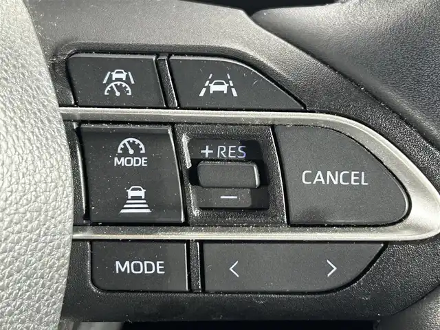 トヨタ ヴォクシー S－Z 佐賀県 2022(令4)年 2万km スパークリングブラックパールクリスタルシャイン ワンオーナー/メーカーOP純正10.5インチディスプレイオーディオ/＜TV/ナビ/DVDキット付き＞/パノラミックビューモニター/純正14インチ有機ELフリップダウンモニター/メーカーOP快適利便パッケージHigh/・ハンズフリーデュアルパワースライドドア/・パワーバックドア/・オットマン/・ステアリングヒーター/・２列目シートヒーター/・ナノイーX/メーカーOPデジタルインナーミラー/メーカーOPユニバーサルステップ/プロジェクター式LEDヘッドライト/ハーフレザーシート/シートヒーター＜運転席/助手席/２列目＞/トヨタチームメイト/アドバンスドパーク/トヨタセーフティセンス/・LDA/・BSM/・PCS/・PDA/・コーナーセンサー/・PKSB/・RCTA/・FCTA/・RCD/・SEA/・HUD/・AdvancedDrive/・LCA/・レーダークルーズコントロール