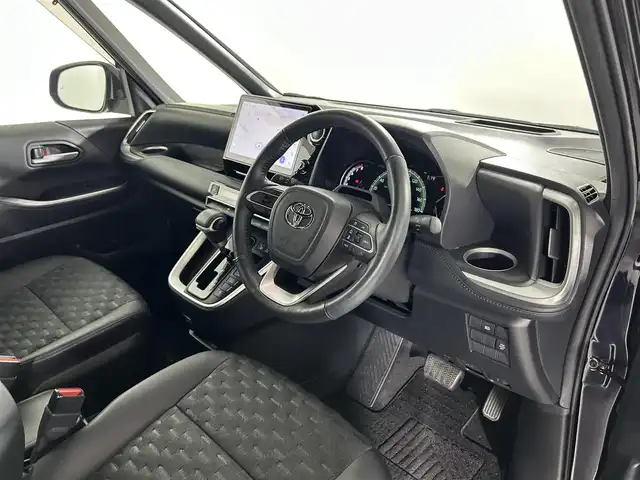 トヨタ ヴォクシー S－Z 佐賀県 2022(令4)年 2万km スパークリングブラックパールクリスタルシャイン ワンオーナー/メーカーOP純正10.5インチディスプレイオーディオ/＜TV/ナビ/DVDキット付き＞/パノラミックビューモニター/純正14インチ有機ELフリップダウンモニター/メーカーOP快適利便パッケージHigh/・ハンズフリーデュアルパワースライドドア/・パワーバックドア/・オットマン/・ステアリングヒーター/・２列目シートヒーター/・ナノイーX/メーカーOPデジタルインナーミラー/メーカーOPユニバーサルステップ/プロジェクター式LEDヘッドライト/ハーフレザーシート/シートヒーター＜運転席/助手席/２列目＞/トヨタチームメイト/アドバンスドパーク/トヨタセーフティセンス/・LDA/・BSM/・PCS/・PDA/・コーナーセンサー/・PKSB/・RCTA/・FCTA/・RCD/・SEA/・HUD/・AdvancedDrive/・LCA/・レーダークルーズコントロール