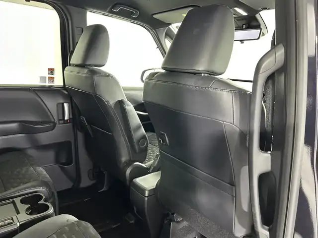 トヨタ ヴォクシー S－Z 佐賀県 2022(令4)年 2万km スパークリングブラックパールクリスタルシャイン ワンオーナー/メーカーOP純正10.5インチディスプレイオーディオ/＜TV/ナビ/DVDキット付き＞/パノラミックビューモニター/純正14インチ有機ELフリップダウンモニター/メーカーOP快適利便パッケージHigh/・ハンズフリーデュアルパワースライドドア/・パワーバックドア/・オットマン/・ステアリングヒーター/・２列目シートヒーター/・ナノイーX/メーカーOPデジタルインナーミラー/メーカーOPユニバーサルステップ/プロジェクター式LEDヘッドライト/ハーフレザーシート/シートヒーター＜運転席/助手席/２列目＞/トヨタチームメイト/アドバンスドパーク/トヨタセーフティセンス/・LDA/・BSM/・PCS/・PDA/・コーナーセンサー/・PKSB/・RCTA/・FCTA/・RCD/・SEA/・HUD/・AdvancedDrive/・LCA/・レーダークルーズコントロール