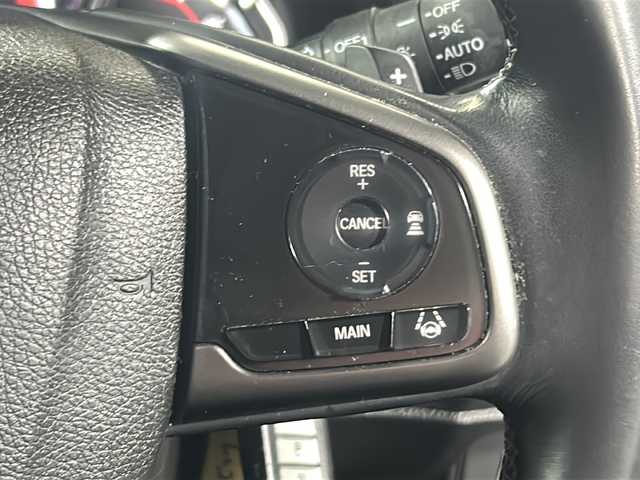 ホンダ シビック ハッチバック 広島県 2018(平30)年 5.7万km クリスタルブラックパール 禁煙/Honda SENSING/・衝突軽減ブレーキ〈CMBS〉/・渋滞追従機能付アダプティブ・クルーズ・コントロール/・LKAS〈車線維持支援システム〉/・路外逸脱抑制機能/・オートハイビーム/・標識認識機能/アジャイルハンドリングアシスト/純正ナビ（VXM-185VFi）/・フルセグ/CD/DVD/Bluetooth/SD/バックカメラ/革巻きステアリング/ステアリングスイッチ/パドルシフト/オートライト/シートヒーター/電動パーキングブレーキ/ブレーキホールド/スマートキー/プッシュスタート/スペアキー/純正前後ドライブレコーダー/ETC/トノカバー/カロッツェリアサブウーファー（TB-WX130DA）/ピアノブラック・フロントグリル/フロントスポイラー/純正１８インチアルミホイール/W+サイド+カーテンエアバック