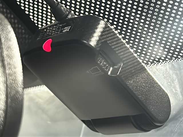 ホンダ シビック ハッチバック 広島県 2018(平30)年 5.7万km クリスタルブラックパール 禁煙/Honda SENSING/・衝突軽減ブレーキ〈CMBS〉/・渋滞追従機能付アダプティブ・クルーズ・コントロール/・LKAS〈車線維持支援システム〉/・路外逸脱抑制機能/・オートハイビーム/・標識認識機能/アジャイルハンドリングアシスト/純正ナビ（VXM-185VFi）/・フルセグ/CD/DVD/Bluetooth/SD/バックカメラ/革巻きステアリング/ステアリングスイッチ/パドルシフト/オートライト/シートヒーター/電動パーキングブレーキ/ブレーキホールド/スマートキー/プッシュスタート/スペアキー/純正前後ドライブレコーダー/ETC/トノカバー/カロッツェリアサブウーファー（TB-WX130DA）/ピアノブラック・フロントグリル/フロントスポイラー/純正１８インチアルミホイール/W+サイド+カーテンエアバック