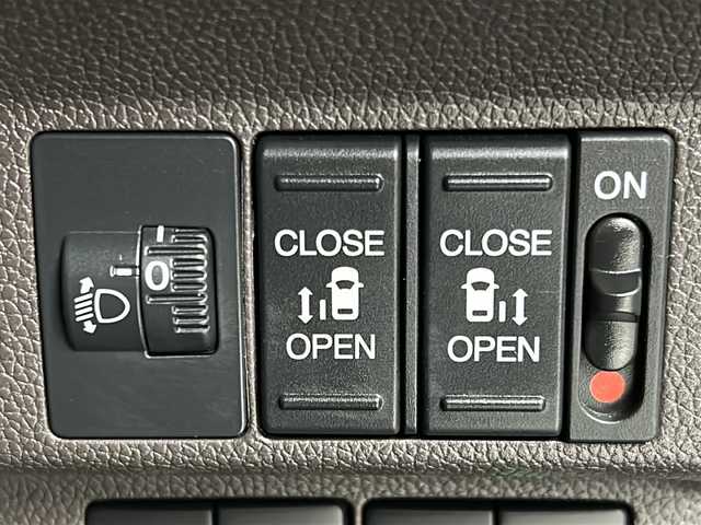 ホンダ フリード G ホンダセンシング 宮城県 2016(平28)年 6.8万km ブルーホライゾンM 禁煙車/ホンダセンシング/・衝突軽減ブレーキ/・車線維持支援システム/・アダプティブクルーズコントロール/両側パワースライドドア/バックカメラ/純正7インチナビ/・BT/CD/DVD/USB/SD/iPod/ビルトインETC/革巻きステアリング/ステアリングスイッチ/プッシュスタート/スマートキー×2/LEDヘッドライト/純正15インチホイールキャップ/純正フロアマット/横滑り防止装置/アイドリングストップ