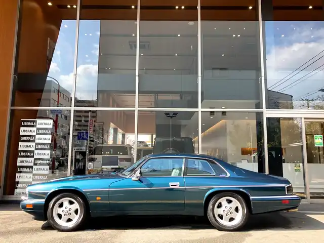 ジャガー ｘｊ ｓ ４ ０クーペ 1995年式 平成7年式 緑 Id 5352 中古車検索のガリバー