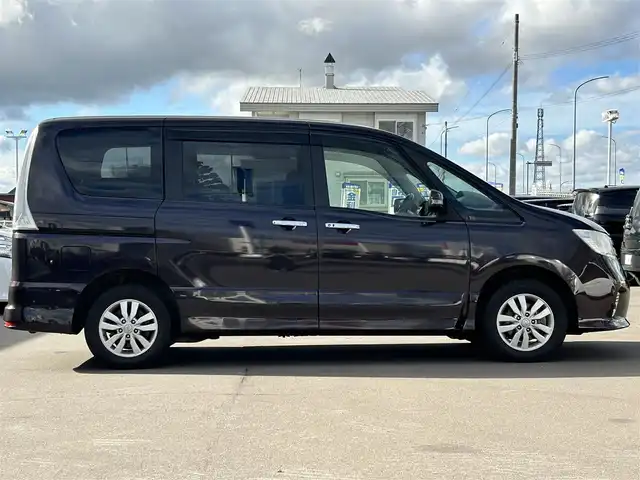 日産 セレナ ハイウェイスター Vセレクション 道北・旭川 2013(平25)年 9.7万km オーロラモーヴ (株)IDOMが運営する【じしゃロン旭川店】の自社ローン専用車両になります。こちらは現金またはオートローンご利用時の価格です。自社ローンご希望の方は別途その旨お申付け下さい/ /・純正ナビ（CD/DVD/SD/BT/フルセグ）/・バックカメラ/・ビルトインETC/・両側パワースライドドア/・フォグランプ/・スマートキー 2個