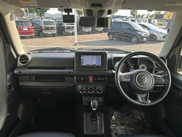 スズキ ジムニー XC 和歌山県 2021(令3)年 2.4万km ブルーイッシュブラックパール3 社外ナビ（AVIC-RZ９０２ZP)/フルセグTV/BT/CD/DVD/SD/バックカメラ/衝突被害軽減ブレーキ/レーンキープアシスト/横滑り防止/オートライト/クルーズコントロール/ダウンヒルアシスト/前後ドライブレコーダー/ETC/前席シートヒーター/レザー調シートカバー/LEDヘッドライト/フォグランプ/ヘッドライトウォッシャー/純正16インチアルミ/プッシュスタート