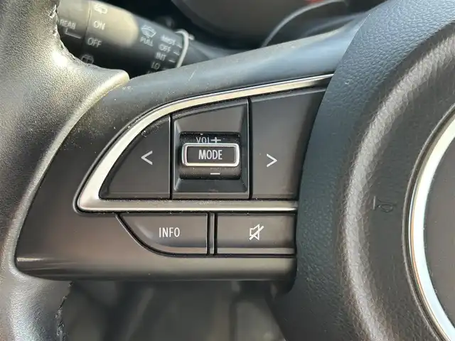 スズキ ジムニー XC 和歌山県 2021(令3)年 2.4万km ブルーイッシュブラックパール3 社外ナビ（AVIC-RZ９０２ZP)/フルセグTV/BT/CD/DVD/SD/バックカメラ/衝突被害軽減ブレーキ/レーンキープアシスト/横滑り防止/オートライト/クルーズコントロール/ダウンヒルアシスト/前後ドライブレコーダー/ETC/前席シートヒーター/レザー調シートカバー/LEDヘッドライト/フォグランプ/ヘッドライトウォッシャー/純正16インチアルミ/プッシュスタート