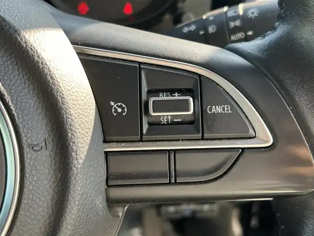 スズキ ジムニー XC 和歌山県 2021(令3)年 2.4万km ブルーイッシュブラックパール3 社外ナビ（AVIC-RZ９０２ZP)/フルセグTV/BT/CD/DVD/SD/バックカメラ/衝突被害軽減ブレーキ/レーンキープアシスト/横滑り防止/オートライト/クルーズコントロール/ダウンヒルアシスト/前後ドライブレコーダー/ETC/前席シートヒーター/レザー調シートカバー/LEDヘッドライト/フォグランプ/ヘッドライトウォッシャー/純正16インチアルミ/プッシュスタート