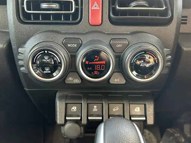 スズキ ジムニー XC 和歌山県 2021(令3)年 2.4万km ブルーイッシュブラックパール3 社外ナビ（AVIC-RZ９０２ZP)/フルセグTV/BT/CD/DVD/SD/バックカメラ/衝突被害軽減ブレーキ/レーンキープアシスト/横滑り防止/オートライト/クルーズコントロール/ダウンヒルアシスト/前後ドライブレコーダー/ETC/前席シートヒーター/レザー調シートカバー/LEDヘッドライト/フォグランプ/ヘッドライトウォッシャー/純正16インチアルミ/プッシュスタート