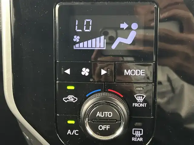 トヨタ タンク カスタムG S 千葉県 2018(平30)年 3.6万km ブラックマイカメタリック モデリスタエアロ/スマートアシスト/・衝突軽減ブレーキ/・先行車発進/・車線逸脱警報/純正9インチSDナビ/フルセグTV　BT　CD　DVD/バックカメラ/両側パワースライドドア/クルーズコントロール/シートヒーター/ビルトインETC/LEDヘッドライト/純正14インチアルミホイール/革巻きステアリング/フォグランプ/ウィンカーミラー/プッシュスタート/スマートキー/フロアマット/ドアバイザー