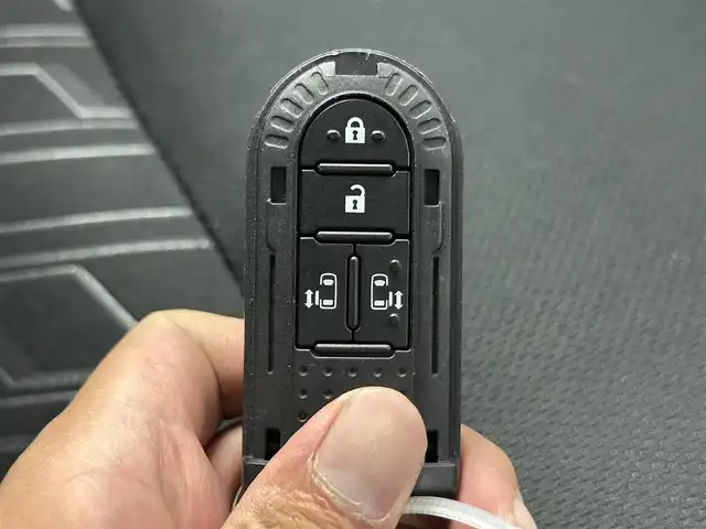 トヨタ タンク カスタムG S 千葉県 2018(平30)年 3.6万km ブラックマイカメタリック モデリスタエアロ/スマートアシスト/・衝突軽減ブレーキ/・先行車発進/・車線逸脱警報/純正9インチSDナビ/フルセグTV　BT　CD　DVD/バックカメラ/両側パワースライドドア/クルーズコントロール/シートヒーター/ビルトインETC/LEDヘッドライト/純正14インチアルミホイール/革巻きステアリング/フォグランプ/ウィンカーミラー/プッシュスタート/スマートキー/フロアマット/ドアバイザー