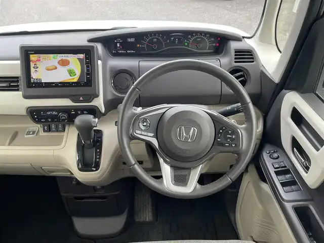 ホンダ Ｎ ＢＯＸ G スロープLホンダセンシング 群馬県 2020(令2)年 3.5万km プレミアムホワイトパール 福祉車両/ワンオーナー/４WD/両側パワースライドドア/後方コーナーセンサー/社外SDナビ（Bluetooth、CD、DVD）/フルセグTV/レーンキープアシスト/衝突被害軽減システム/バックカメラ/前方ドライブレコーダー/LEDヘッドライト/W、サイドエアバッグ/オートライト/オートマチックハイビーム/スマートキー×２/電動格納ミラー/ターボ