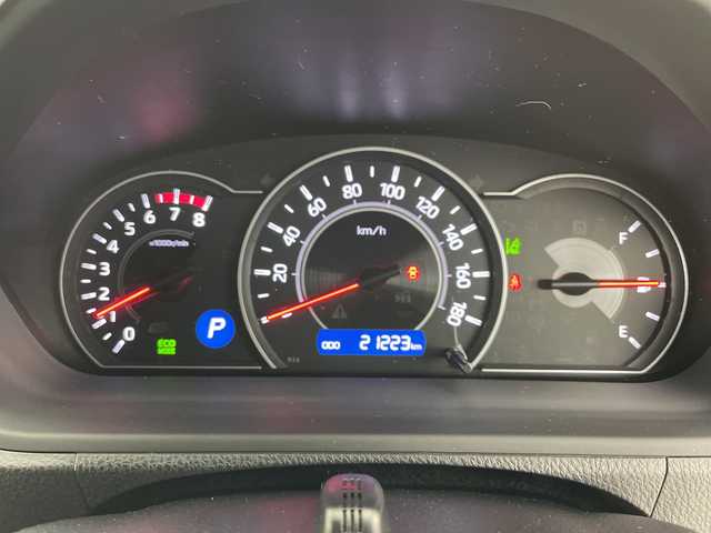トヨタ ノア Si ダブルバイビー 道央・札幌 2018(平30)年 2.2万km ホワイトパールクリスタルシャイン ・4WD/・寒冷地仕様/・純正ナビ&TV&CD&DVD&BT&SD/・バックカメラ/・純正フリップダウンモニター/・両側パワースライドドア/・トヨタセーフティセンス/・ハーフレザーシート/・ビルトインETC/・純正ドライブレコーダー/・純正エンジンスターター/・LEDヘッドライト/・オートライト/・スマートキー/・スペアキー/・社外AW付スタッドレス積載