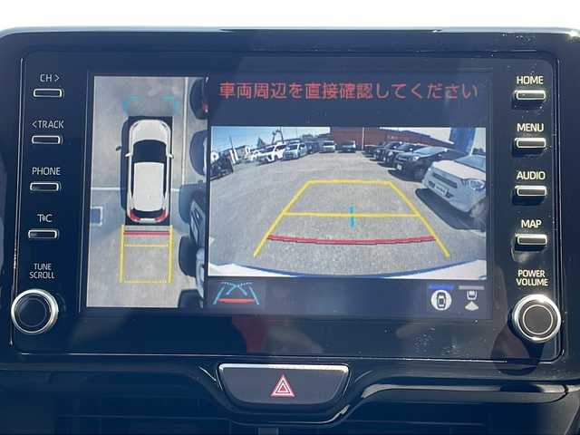 トヨタ ヤリスクロス ハイブリッド G 青森県 2021(令3)年 7万km ホワイトパールクリスタルシャイン 4WD/純正8インチディスプレイオーディオ/フルセグTV・Bluetooth・USB/OPパノラミックビューモニター/OPパワーバックドア/セーフティセンス/プリクラッシュセーフティ/レーダークルーズコントロール/レーントレーシングアシスト/オートマチックハイビーム/クリアランスソナー/OPブラインドスポットモニター/ビルトインETC/LEDヘッドライト/純正16インチアルミ/スマートキー/プッシュスタート
