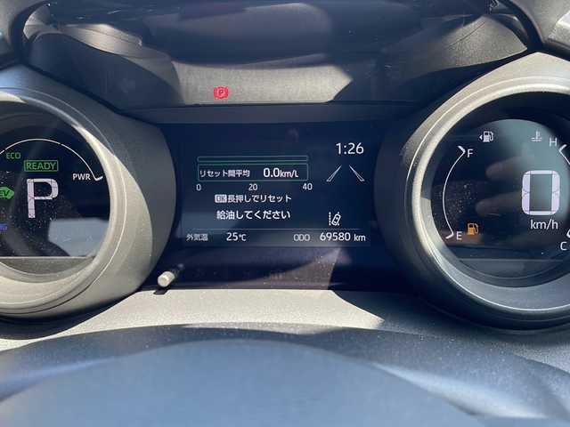 トヨタ ヤリスクロス ハイブリッド G 青森県 2021(令3)年 7万km ホワイトパールクリスタルシャイン 4WD/純正8インチディスプレイオーディオ/フルセグTV・Bluetooth・USB/OPパノラミックビューモニター/OPパワーバックドア/セーフティセンス/プリクラッシュセーフティ/レーダークルーズコントロール/レーントレーシングアシスト/オートマチックハイビーム/クリアランスソナー/OPブラインドスポットモニター/ビルトインETC/LEDヘッドライト/純正16インチアルミ/スマートキー/プッシュスタート